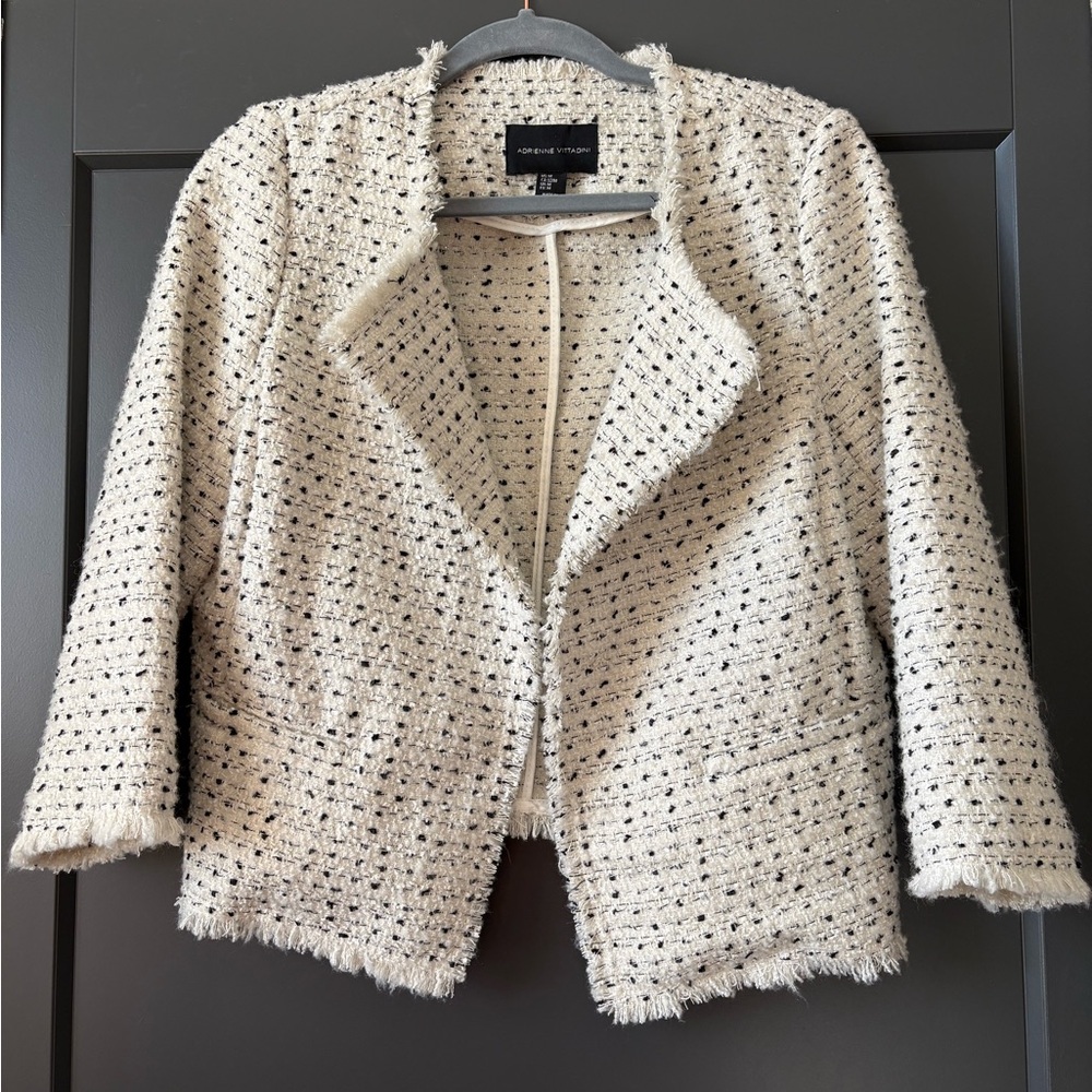 Adrienne Vittadini Cream and Black Cropped Tweed Blazer